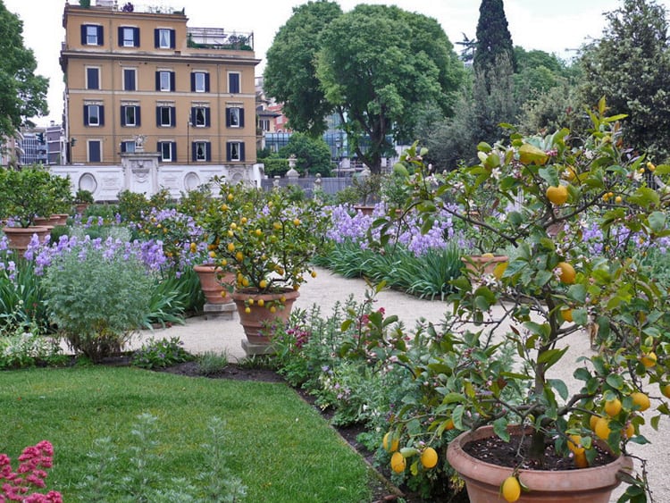 végétaux pour jardin italien