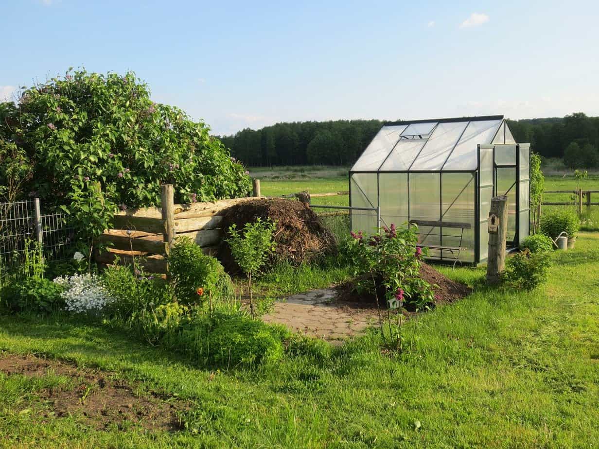 serre de jardin en plastique