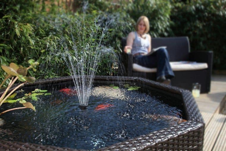 Fontaine d'extérieur : ce qu'il faut savoir avant de la choisir et