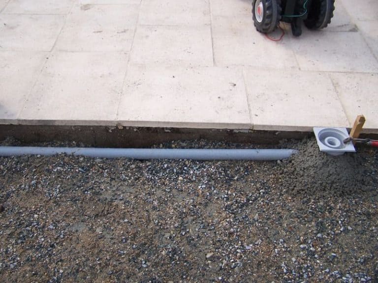 Drainage de terrasse les solutions pour évacuer l’eau