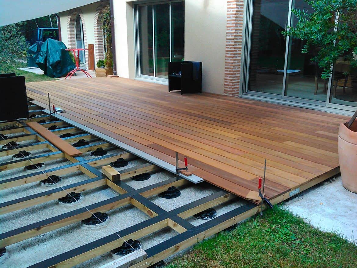 terrasse en bois sur plots